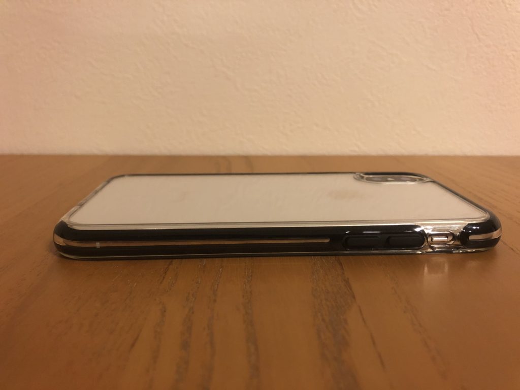 iphone-xs-x-artifit-clear-case-review-5